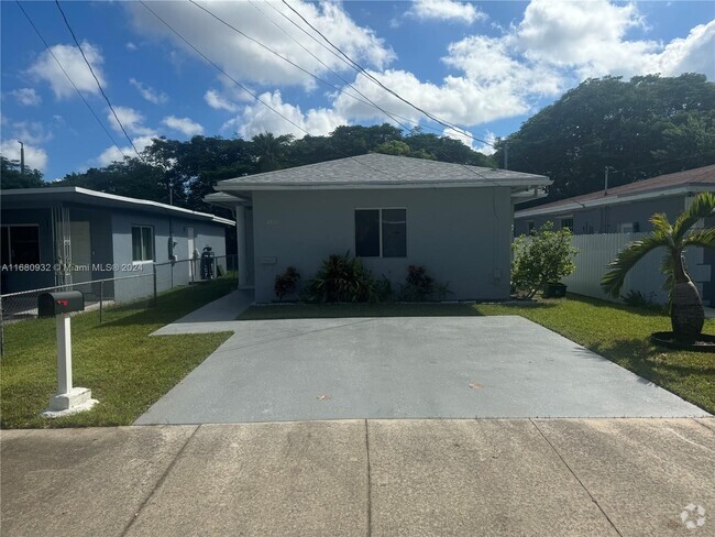 Building Photo - 2270 NW 51st Terrace Rental