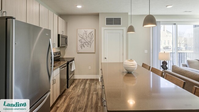 Photo - 300 E Fremont Pl Unidad 2-303.1407590