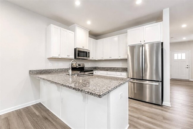 137 Capeside Ct