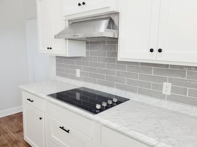 Photo - 65 Thorp Circle