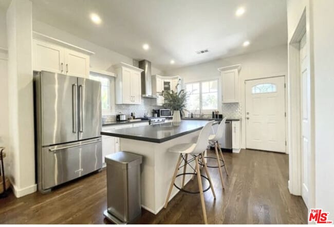 Photo - 3218 W 27th St