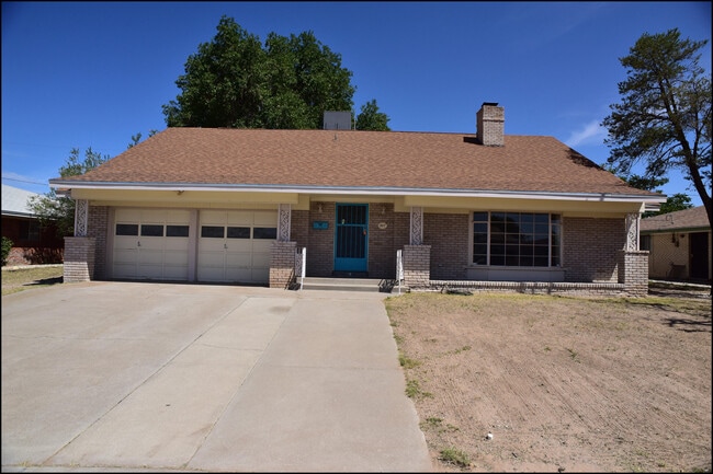 Photo - 9917 Honolulu Dr