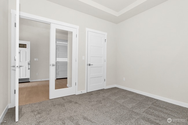 Photo - 641 Maggee St SE