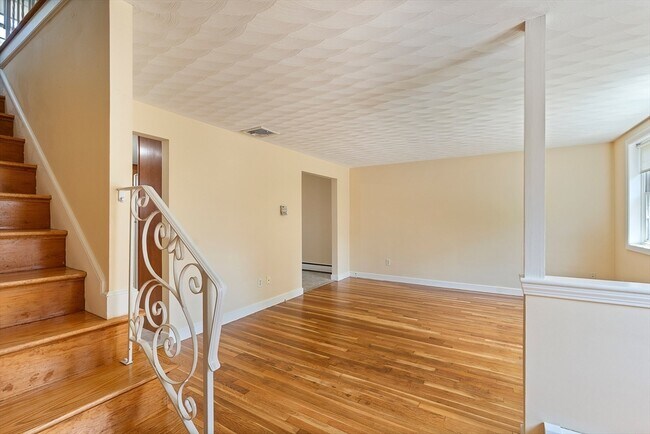 Photo - 15 Walnut St