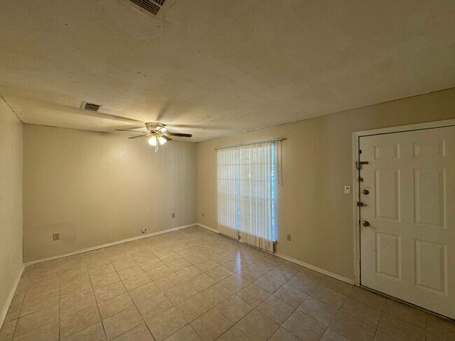 Photo - 6731 George Washington Dr