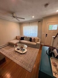 Photo - 429 E 6th St