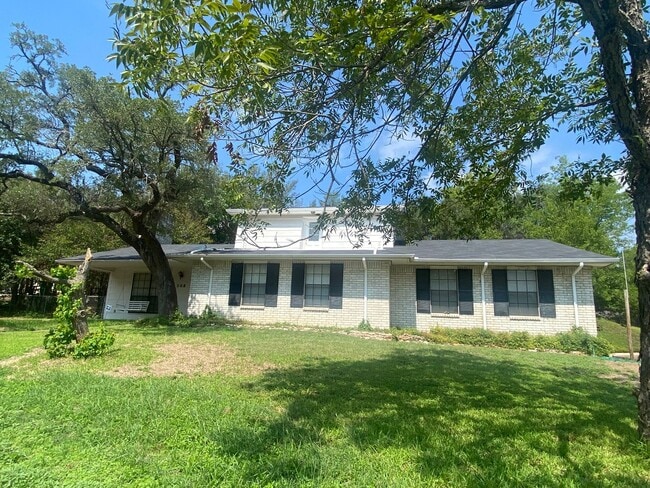 Photo - LARGE 4 BEDROOM BELTON ISD