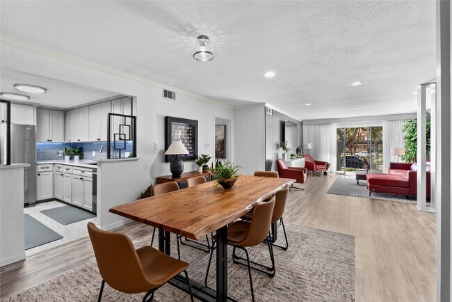 Photo - 604 S Ripple Creek Dr Unidad 604