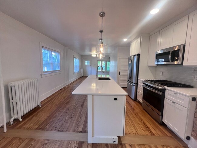 Photo - Spacious 2 bedroom Duplex with a bonus room!