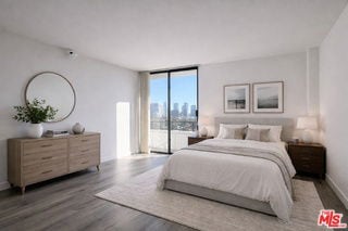 Photo - 10390 Wilshire Blvd