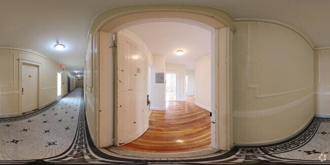 Building Photo - 3 bedroom in Boston MA 02135 Rental