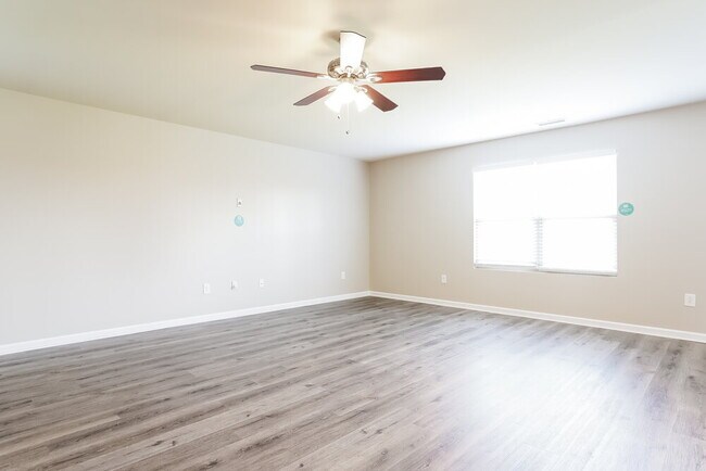 Photo - 3661 Althorp Drive