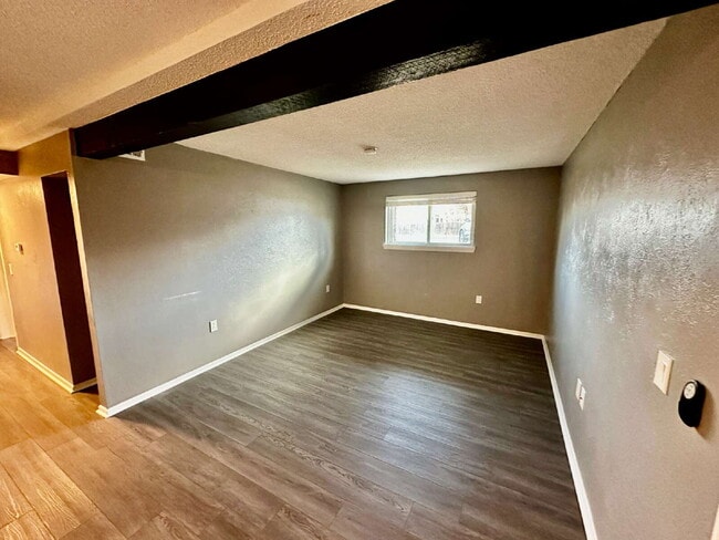 Photo - "Charming 2-Bed Condo in Golden, CO - Cozy Living!" Unit L2