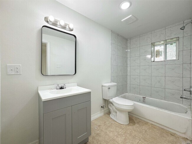 Photo - 411 Ave A Unit 1