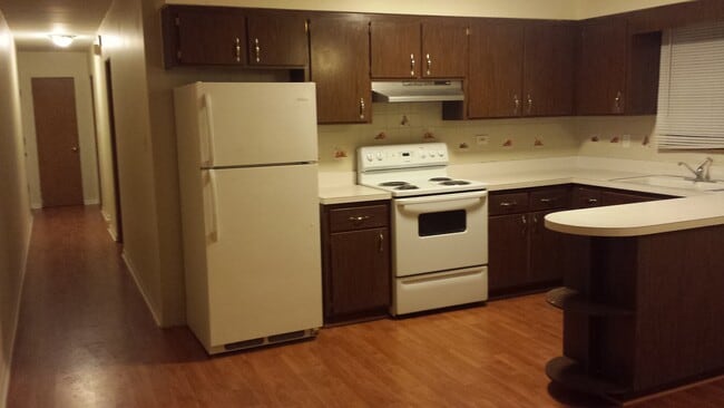 Building Photo - 8913 Grant Ave Unit 4