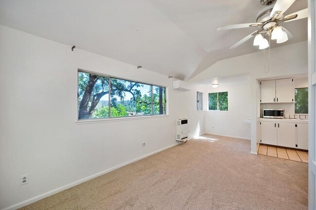 Photo - Studio in Placerville