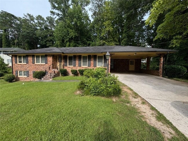 Building Photo - 412 Fielding Ln SW