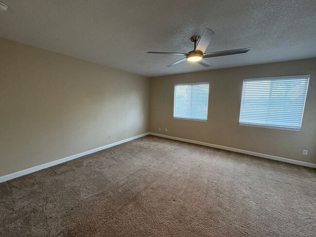 Photo - Move in ready 1/1 apartment