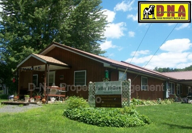 Building Photo - 2167 Shafer Rd Unit 105