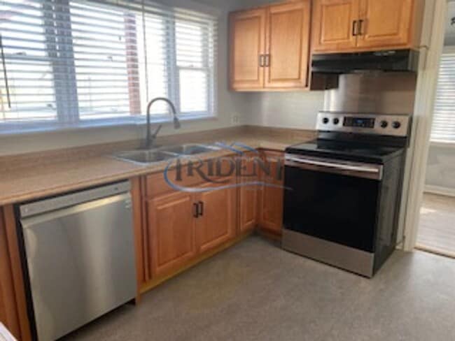 Photo - Country Home with Shop