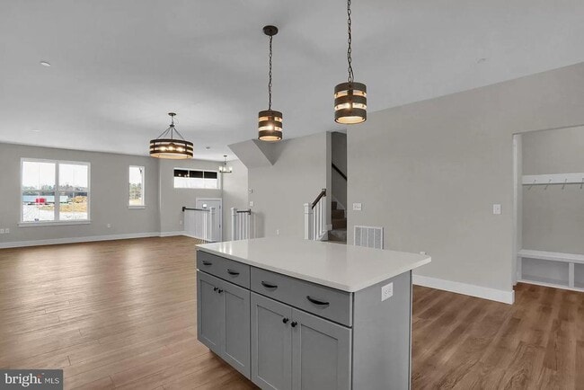 Photo - 121 Despina Dr