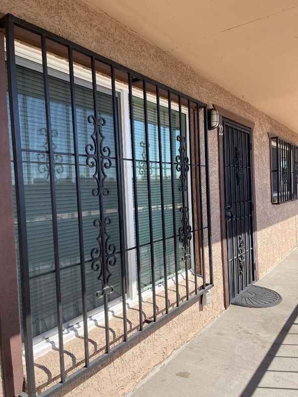 Photo - 615 S Royal Crest Cir