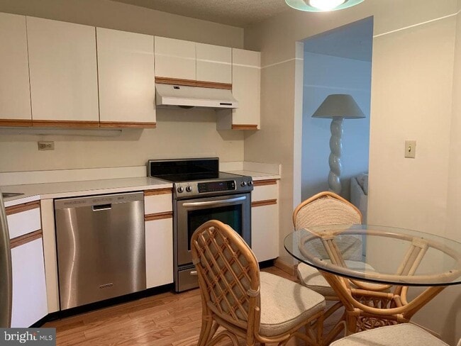 Photo - 233 S 6th St Unit 408C