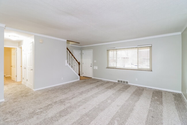 Photo - 5633 Green Acres Ct