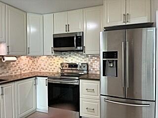 671 Liberty Pointe Dr