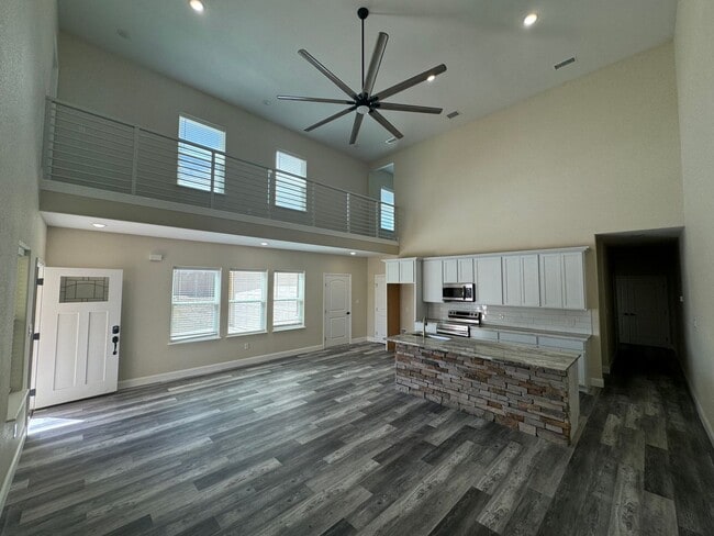 Photo - 1308 Johnson Bend Rd