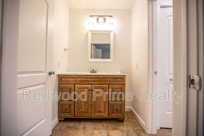 Photo - 2321 Smoke Dr