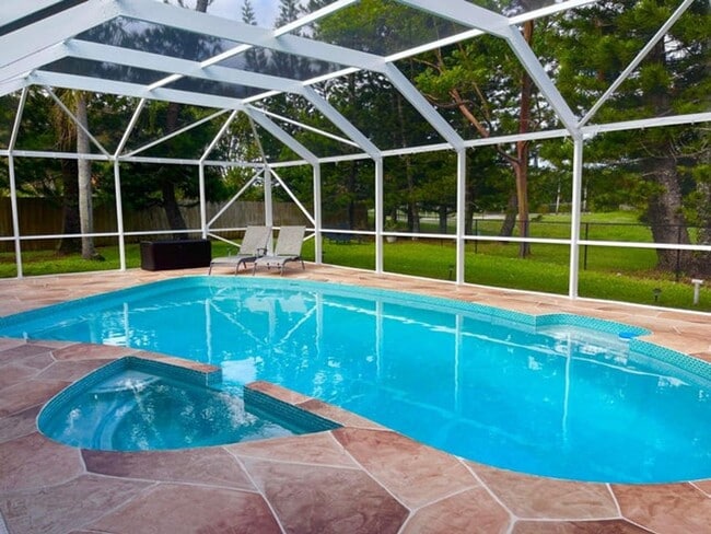 Building Photo - 1799 Shower Tree Way