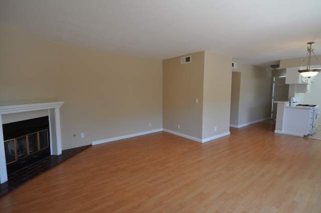 Photo - 5340 Whitsett Ave Unidad 01