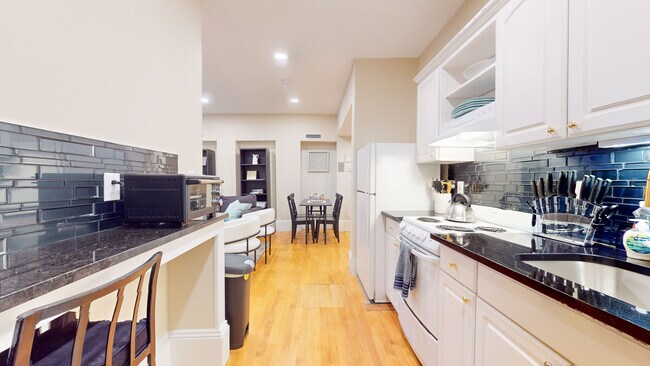 Photo - 290 Beacon St Unidad 3
