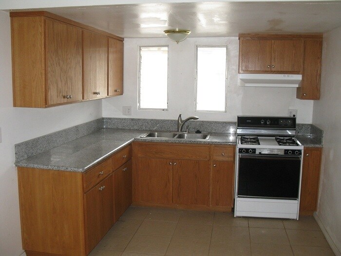 Photo - 151 S Idaho St