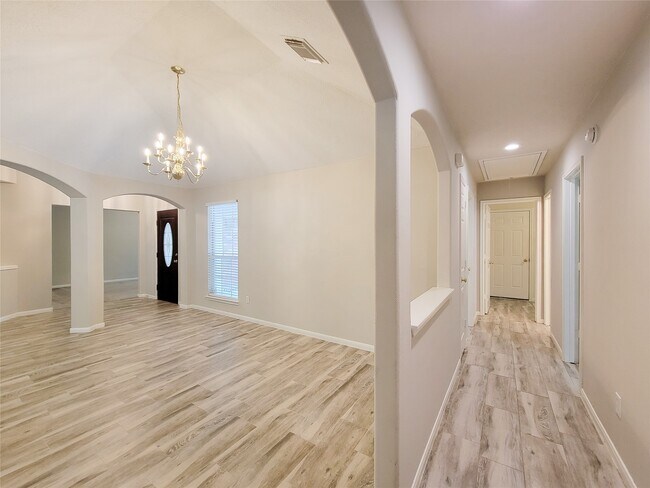 Photo - 22 Quince Tree Pl