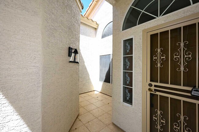 Photo - 6214 E Virginia St