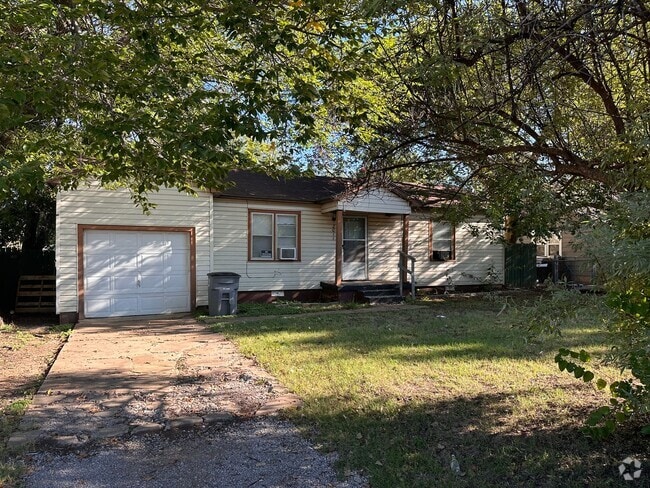 Building Photo - Cottage close to Ft Sill Rental