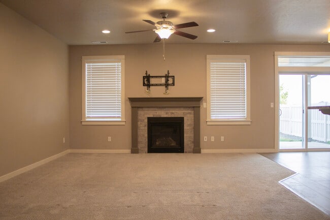 Photo - 10555 W Catmint Dr