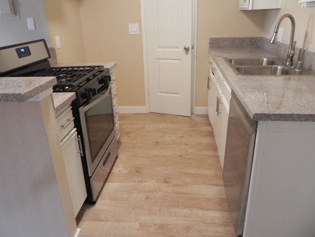 Photo - 8602 Chapman Ave