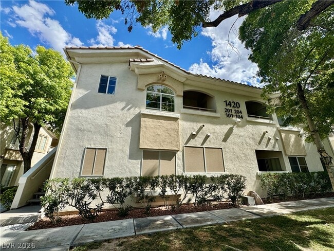 Building Photo - 1420 Red Crest Ln Unit 101