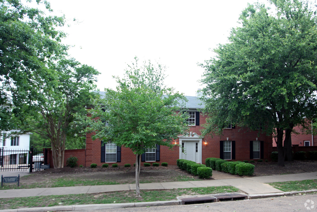 914 Morningside St - 914 Morningside St Apartments