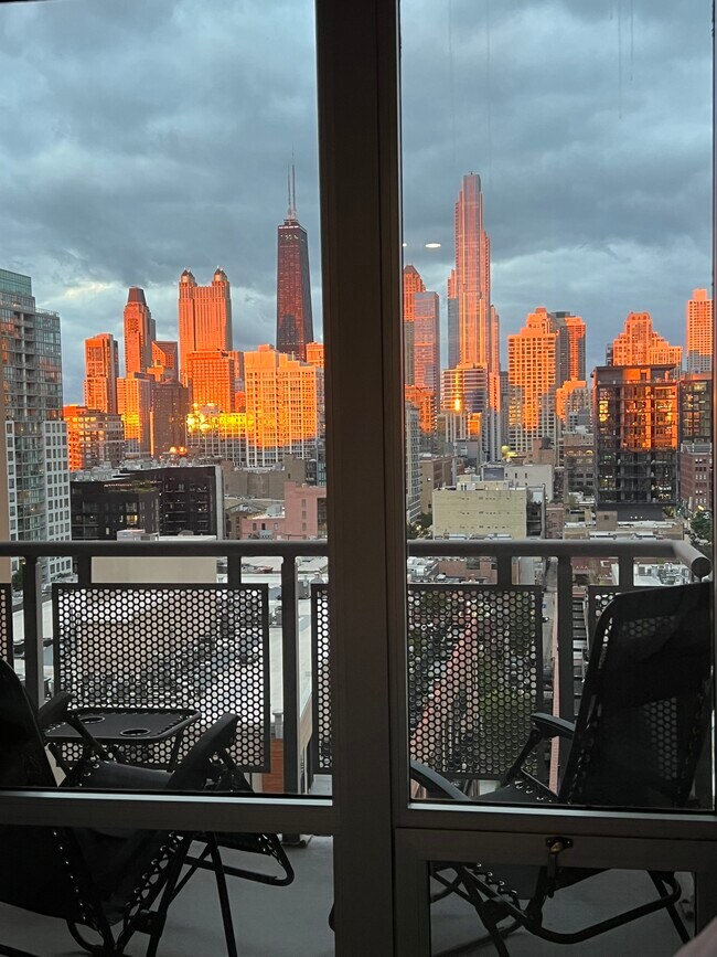 Photo - 720 N Larrabee St Unit 1306