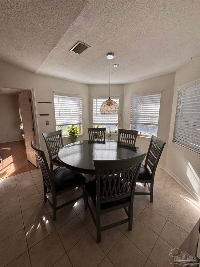 Photo - 1783 Village Pkwy