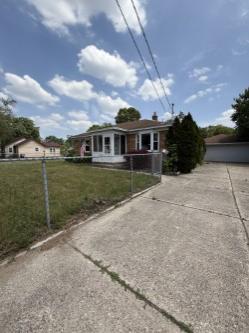 Photo - 5568 Haughey Ave SW