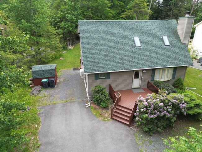 Building Photo - 5127 Hounds Ear Rd