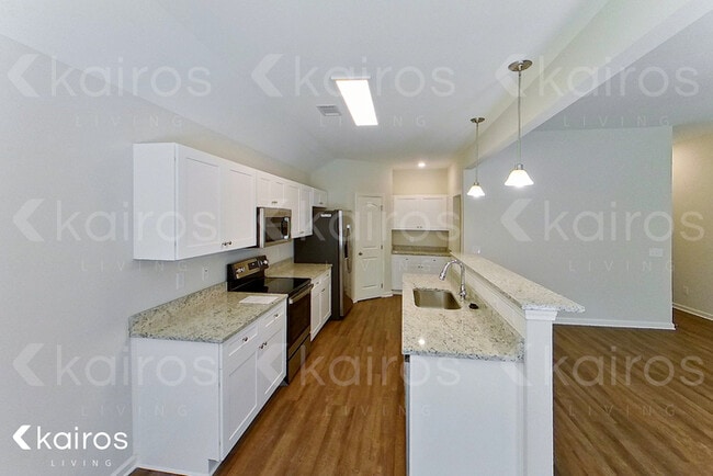 Photo - 421 McGriff St