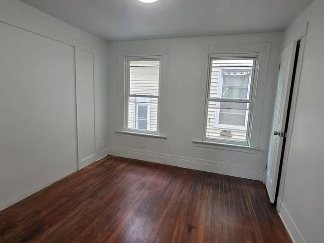 Photo - 69 Frank St Unit #3