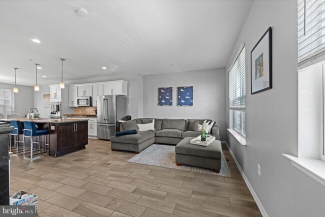 Photo - 10607 Meridian Hill Way