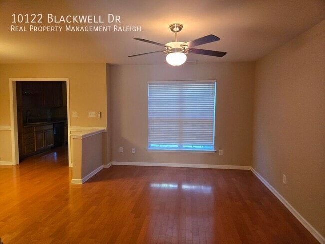Photo - 10122 Blackwell Dr